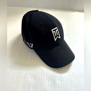 Tiger Woods Collection TW 20XI Golf Nike Men's Fitted Baseball Hat Cap Size L/XL